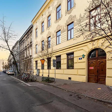 Cracow Royal Charm *